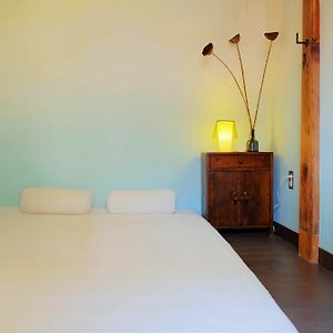 Comfort Room 6